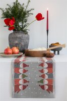 Table runner Tomtemöte  35x80 cm cotton - Ekelund